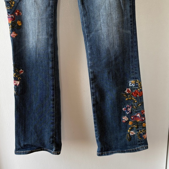 Driftwood Kelly Floral Embroidered Bootcut Jeans 24 - Picture 3 of 9